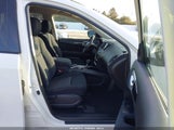 Nissan Pathfinder S 5N1DR2MM0HC678141 снимка