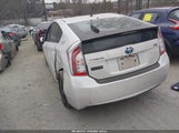Toyota Prius Two JTDKN3DU0E1784142 fotografie