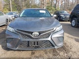 Toyota Camry Se 4T1B11HK7JU035478 photo