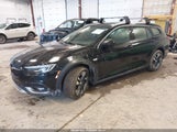 Buick Regal Tourx Essence W04GV8SX1J1107654 photo