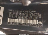 Toyota Corolla Le 5YFBURHE0JP825285 снимка