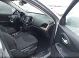 Jeep Cherokee Latitude 1C4PJLCS9FW597181 снимка