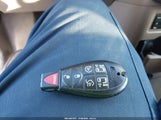 Chrysler Town & Country Touring-L 2A4RR8DG2BR772411 снимка