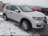 Nissan Rogue S 5N1AT2MV4JC729451 снимка