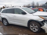 Toyota Highlander Limited V6 5TDDKRFH4FS111427 снимка