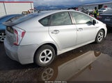Toyota Prius Three JTDKN3DU8D5550581 снимка