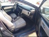 Toyota Corolla Le 5YFBURHE4HP710456 fotografie
