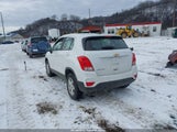 Chevrolet Trax Ls KL7CJNSB2JB599833 снимка