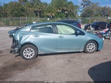 Toyota Prius Le JTDKARFU5K3094253 снимка