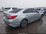 Subaru Legacy 2.5I Premium 4S3BNAC68J3040438 снимка