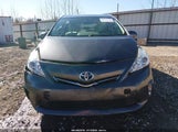 Toyota Prius V Three JTDZN3EU6EJ012516 снимка