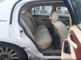 Lincoln Town Car Signature 1LNHM81W04Y638924 fotografie