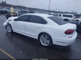 Volkswagen Passat 2.0T Se 1VWBA7A32JC015393 photo