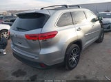 Toyota Highlander Se 5TDJZRFH9HS465820 снимка