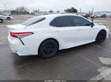 Toyota Camry Se 4T1B11HK2JU625667 fotografie