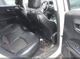 Jeep Compass Latitude 4X4 3C4NJDBB8KT703991 снимка