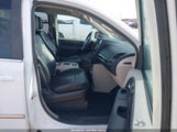 Chrysler Town & Country Touring 2C4RC1BG2FR716007 fotografie