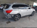 Nissan Pathfinder Platinum 5N1DR2MM0JC666769 снимка