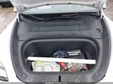 Tesla Model Y Long Range Dual Motor All-Wheel Drive 7SAYGDEE6NF436924 fotografie
