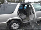 Chevrolet Blazer Ls 1GNDT13XX4K139853 снимка