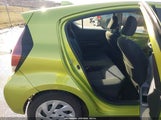 Toyota Prius C Two JTDKDTB32G1124054 снимка