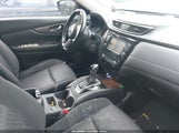 Nissan Rogue Sv JN8AT2MV7KW392136 photo