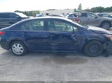 Toyota Corolla Le JTDEPRAE2LJ062224 снимка