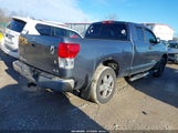 Toyota Tundra Grade 4.6L V8 5TFUM5F12AX015238 снимка