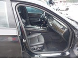BMW 750Li WBAYE8C53DD132319 снимка