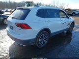Volkswagen Tiguan 2.0T Se/2.0T Sel/2.0T Sel R-Line/2.0T Sel R-Line Black 3VV2B7AX7KM182191 fotografie