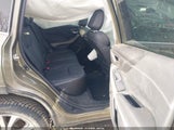Subaru Forester Limited JF2SKAPC7NH450179 снимка
