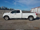 Toyota Tundra Sr5 5.7L V8 5TFSV54177X003490 снимка