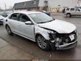Volkswagen Passat 2.0T Se 1VWBA7A39JC048763 fotografie