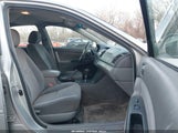 Toyota Camry Le 4T1BE32KX6U651501 photo