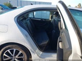 Volkswagen Jetta 1.4T Se 3VWDB7AJ2HM259624 снимка
