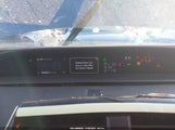 Toyota Prius Two JTDKBRFUXG3532351 снимка