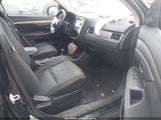 Mitsubishi Outlander Se JA4AZ3A3XEZ018412 снимка