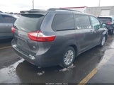 Toyota Sienna Xle 8 Passenger 5TDYK3DC8GS693183 fotografie