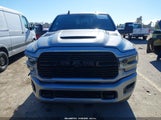 Ram  Laramie Crew Cab 4X4 6'4 Box 3C6UR5NL9RG161437 fotografie