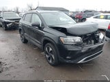 Volkswagen Taos 1.5T Se 3VVUX7B29PM369937 photo