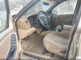 Jeep Grand Cherokee Laredo 1J4G248S4YC300070 снимка