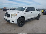 Toyota Tundra Grade 5.7L V8 5TFDW5F11CX260237 снимка