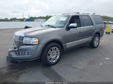 Lincoln Navigator 5LMJJ2H50DEL07330 снимка