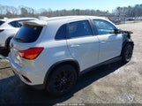 Mitsubishi Outlander Sport 2.0 Le JA4AP3AU8JU014347 photo