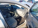 Toyota Corolla 2T1BU4EE0AC303697 снимка