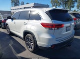 Toyota Highlander Xle 5TDJZRFH2KS608209 снимка