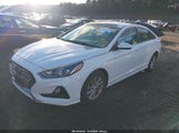Hyundai Sonata Se 5NPE24AF3JH679132 снимка