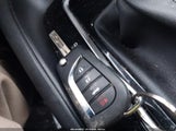 Toyota Corolla Le 5YFB4MDE9PP047182 fotografie