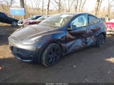 Tesla Model Y Long Range Dual Motor All-Wheel Drive 7SAYGDEE3SF300780 fotografie