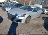 Nissan Altima Sv Fwd 1N4BL4DVXRN325600 photo